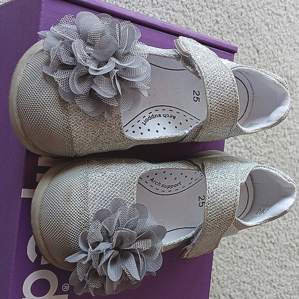 Pediped Toddler Mary Jane's with Flower - Silver